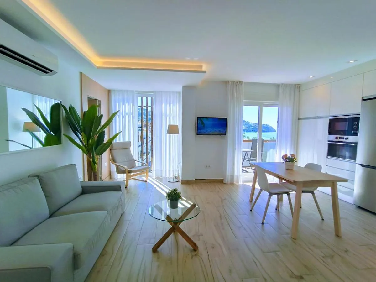 Bahia Deluxe Apartment La Herradura  Spain